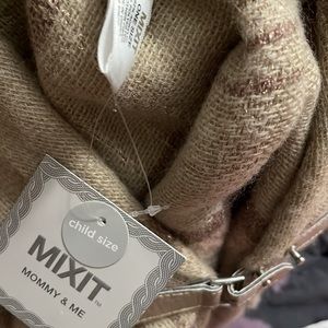 💎🧶💎🧶 • 👧🏼MIXIT. x Child Size 👧🏼 •🧶💎🧶💎